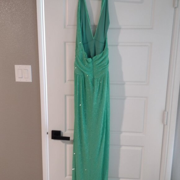 Tadashishoji evening gown - Picture 4 of 5